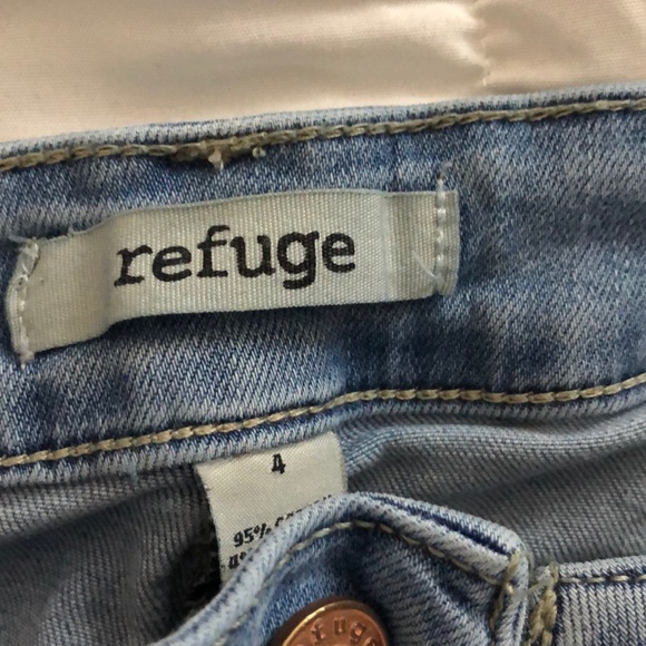 Jeans - Picture 3 of 4